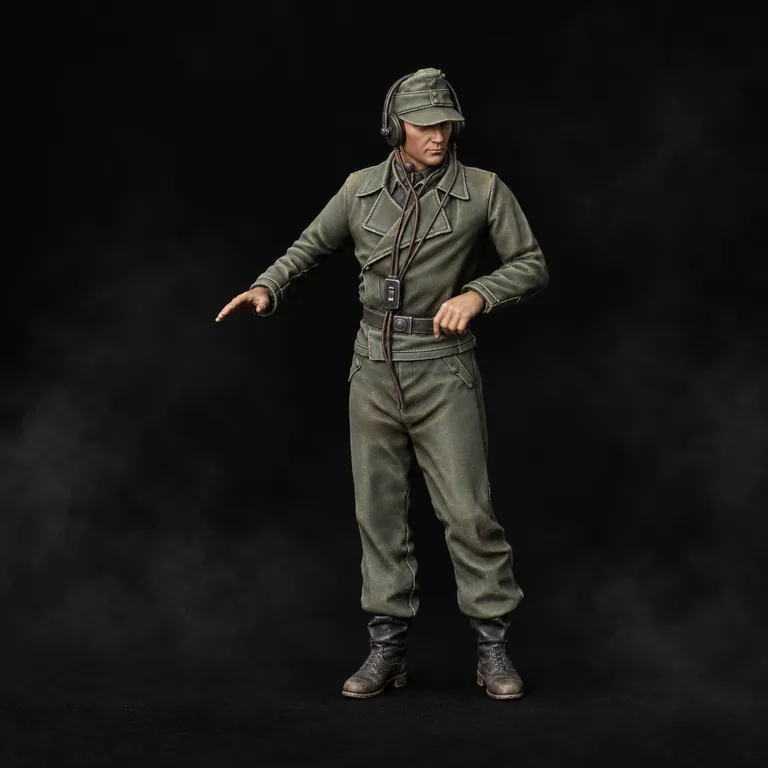 German Tank Crew: Standing Crewman I