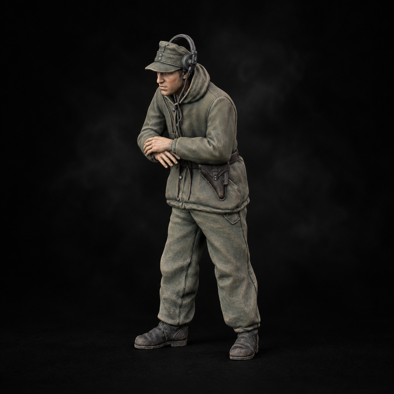 Winter Tank Crew Figure — painted miniature